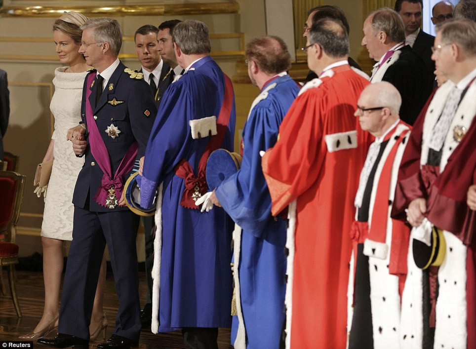 Lễ nhậm chức của tân vương Philippe diễn ra trang trọng với sự có mặt của nhiều chức sắc và lãnh đạo Bỉ hôm 21/7