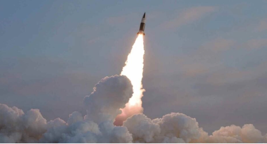 Hình ảnh một vụ phóng tên lửa của Triều Tiên. (Ảnh: KCNA)