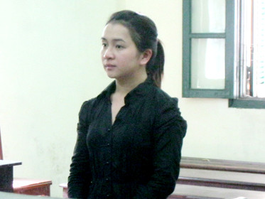 Bị cáo Hồ Thị Thanh Tuyền tại tòa