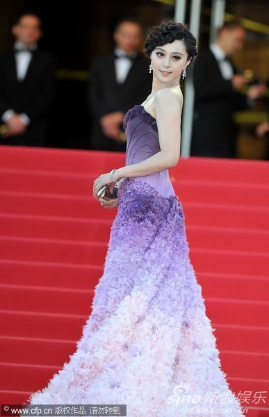 Những trang phục Phạm Băng Băng diện tại Cannes