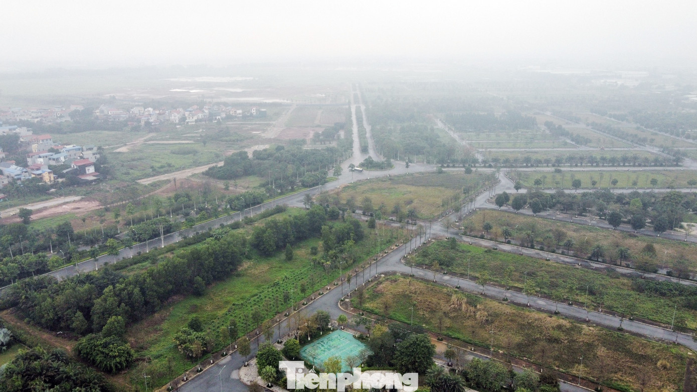 “Trong quá trình thực hiện nếu phát hiện có vi phạm pháp luật về hình sự hoặc đến ngày 30/6/2025 chưa thực hiện việc đấu thầu lựa chọn chủ đầu tư thì chuyển vụ việc sang cơ quan điều tra để xử lý theo quy định”, kết luận thanh tra chỉ rõ.