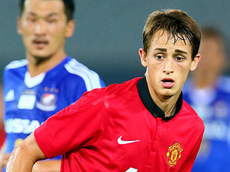 Januzaj đang nổi như cồn trong màu áo MU. Ảnh: Guardian