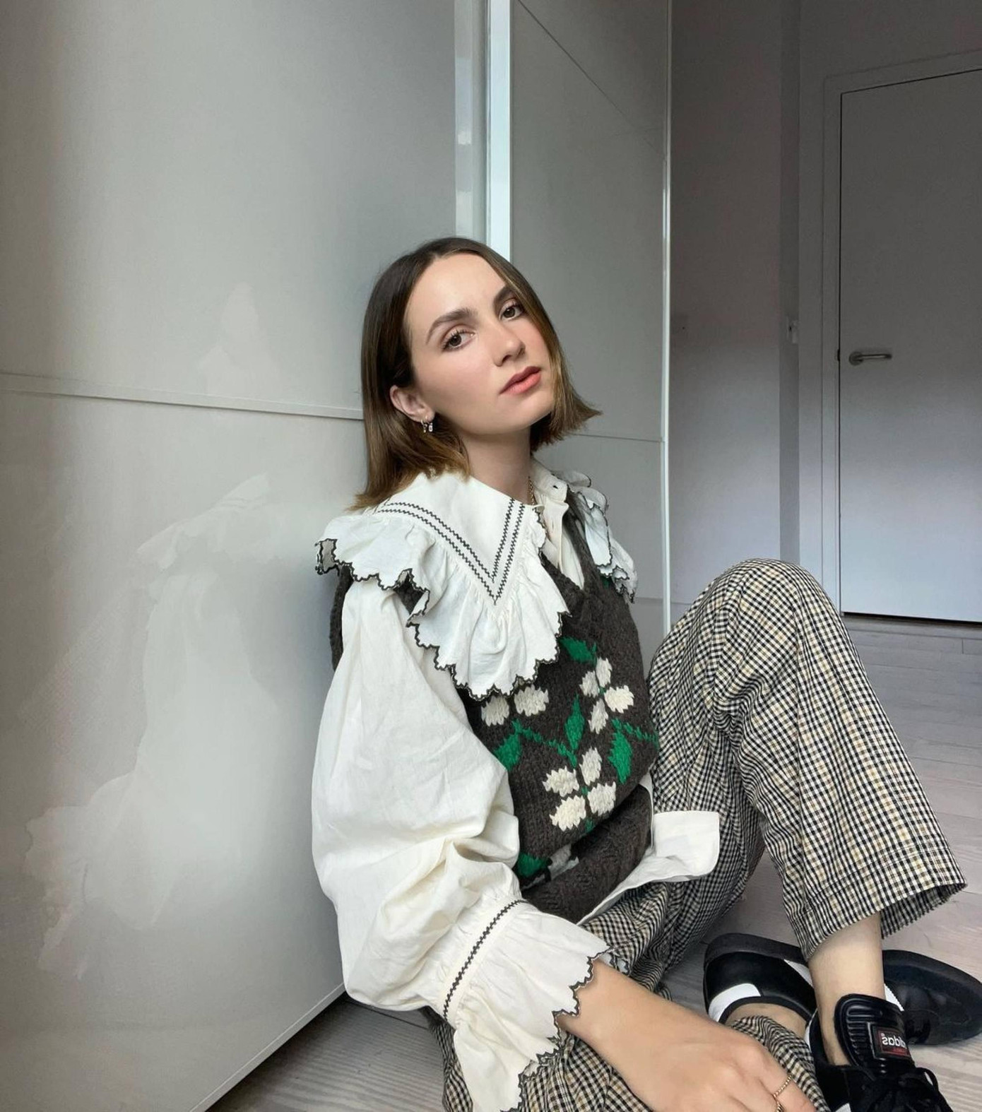 Maude Apatow hiểu được mình sinh ra may mắn hơn nhiều người. Ảnh: Instagram.