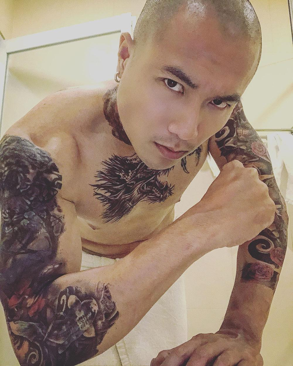 Tuy là anh em có ngoại hình và giọng nói giống nhau nhưng Toàn, Toán có tính cách trái ngược.