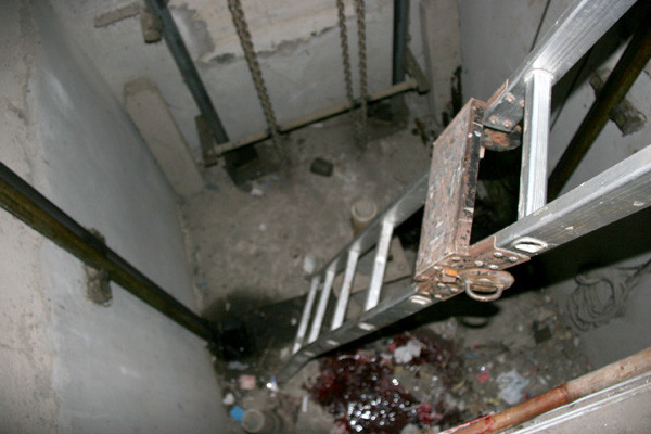 Khu vực thang máy tòa nhà CT3 dẫn đến cái chết của ông Nguyễn Văn Hòa