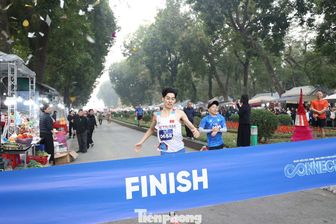 Giải chạy tạo môi trường cho học sinh, sinh viên rèn luyện hoàn thiện tiêu chí “Thể lực tốt” , tham gia phong trào “Sinh viên 5 tốt”, “Học sinh 3 tốt”, “Học sinh 3 rèn luyện”. Giải chạy tạo môi trường cho học sinh, sinh viên rèn luyện hoàn thiện tiêu chí “Thể lực tốt” , tham gia phong trào “Sinh viên 5 tốt”, “Học sinh 3 tốt”, “Học sinh 3 rèn luyện”.