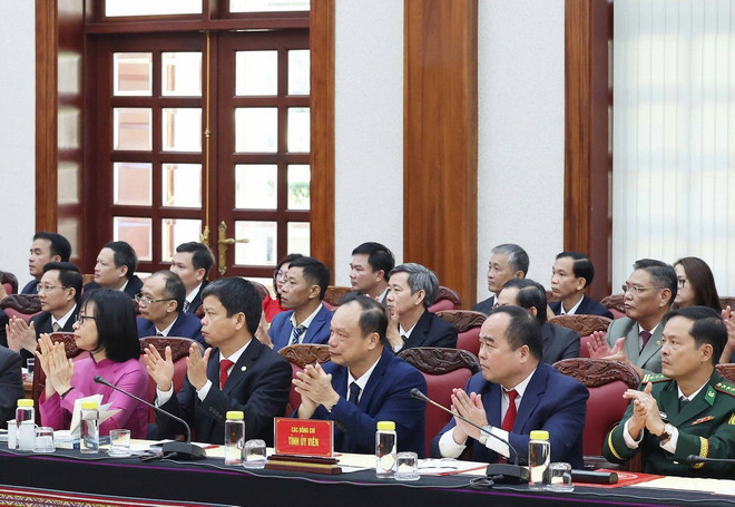 Đại biểu các cơ quan, ban ngành của tỉnh Gia Lai dự buổi làm việc. (Ảnh: Thống Nhất/TTXVN) Đại biểu các cơ quan, ban ngành của tỉnh Gia Lai dự buổi làm việc. (Ảnh: Thống Nhất/TTXVN)