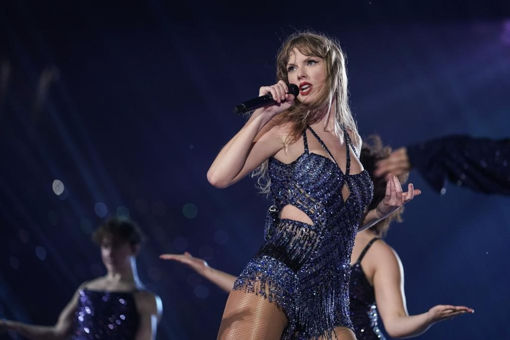 Người hâm mộ tranh cãi vì Taylor Swift không lên tiếng về vụ hủy show. Ảnh: Getty Images.