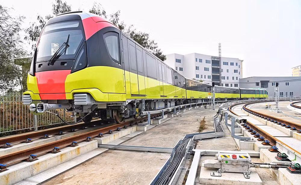 Đường sắt đô thị Nhổn - ga Hà Nội đã trải qua năm thứ 13 xây dựng vẫn chưa hẹn ngày về đích dù được gắn "mác" thí điểm.