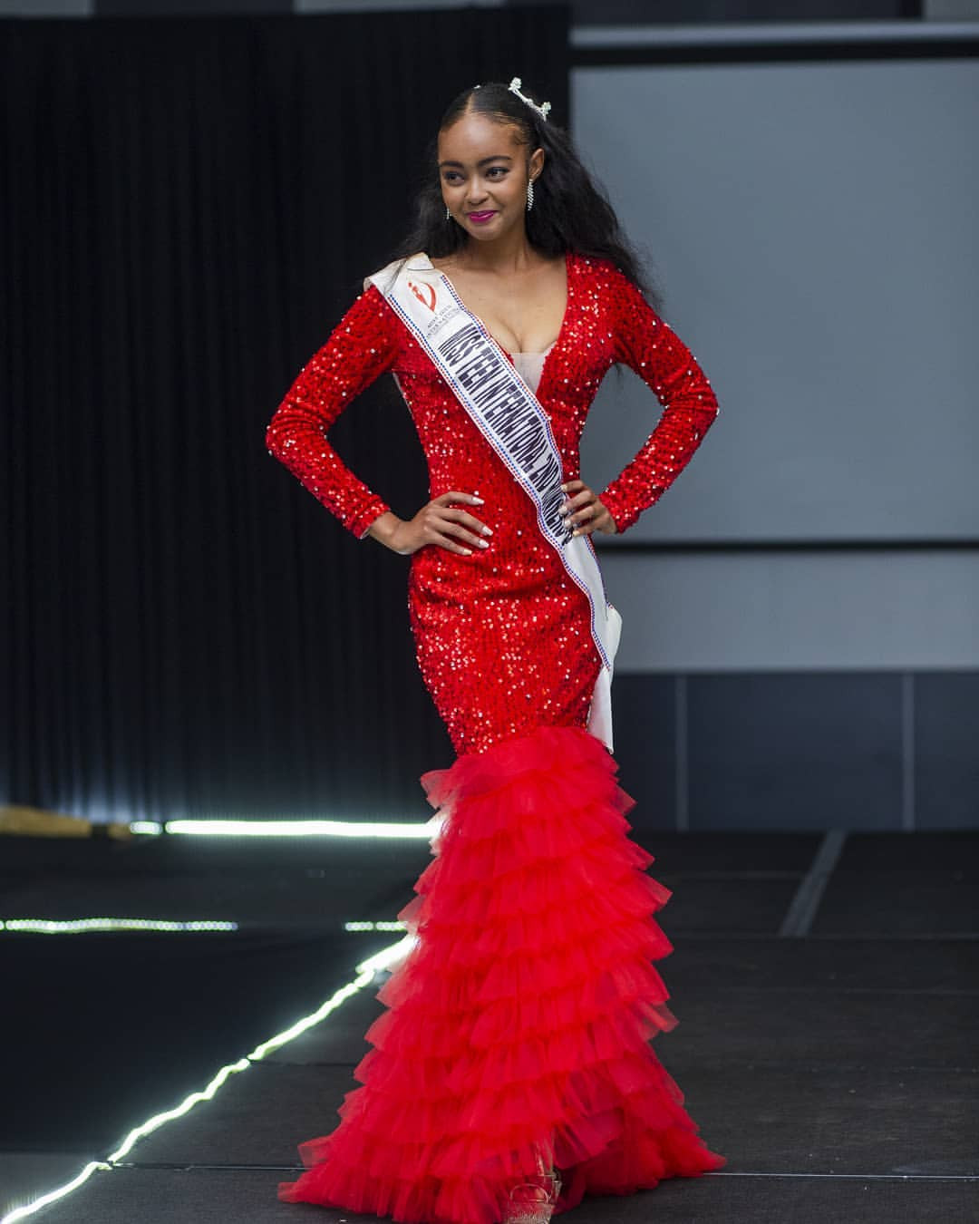Anicia là người đẹp có kinh nghiệm thi sắc đẹp. Cô từng đăng quang danh hiệu Miss Teen Botswana 2019 và sau đó giành giải á hậu 1 ở cuộc thi Miss Teen International 2019.