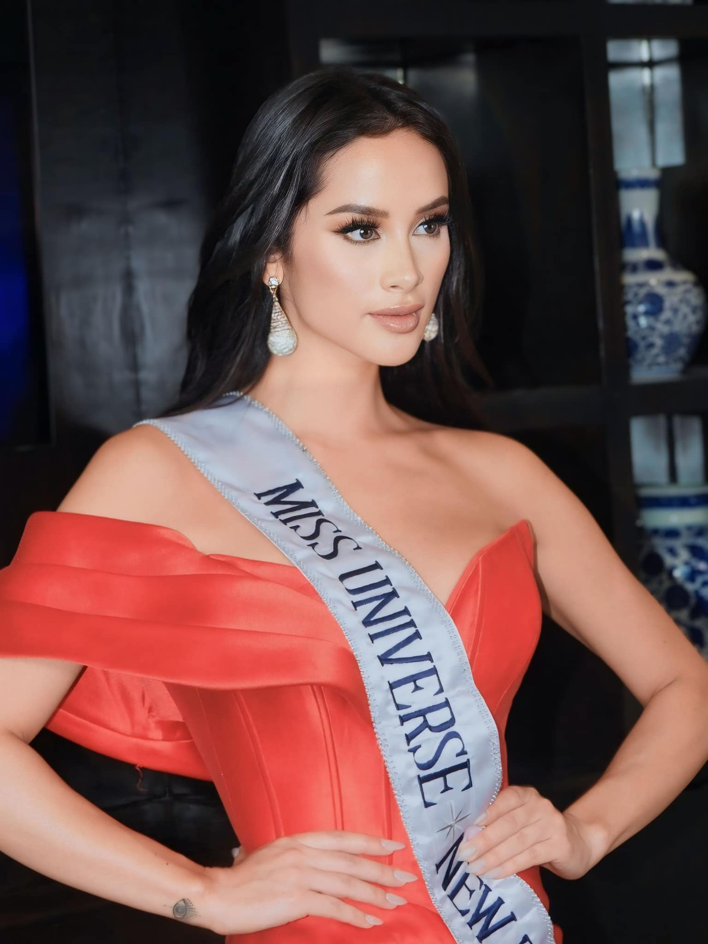 Ngày 21/3, ban tổ chức Miss Universe New Zealand tổ chức họp báo để công bố đại diện tại cuộc thi Hoa hậu Hoàn vũ 2024. Người đẹp Franki Russell đã được lựa chọn để trở thành đại diện của quốc gia này. Trước đó, New Zealand đã bỏ ghế trống tại Miss Universe trong 4 năm liên tiếp.