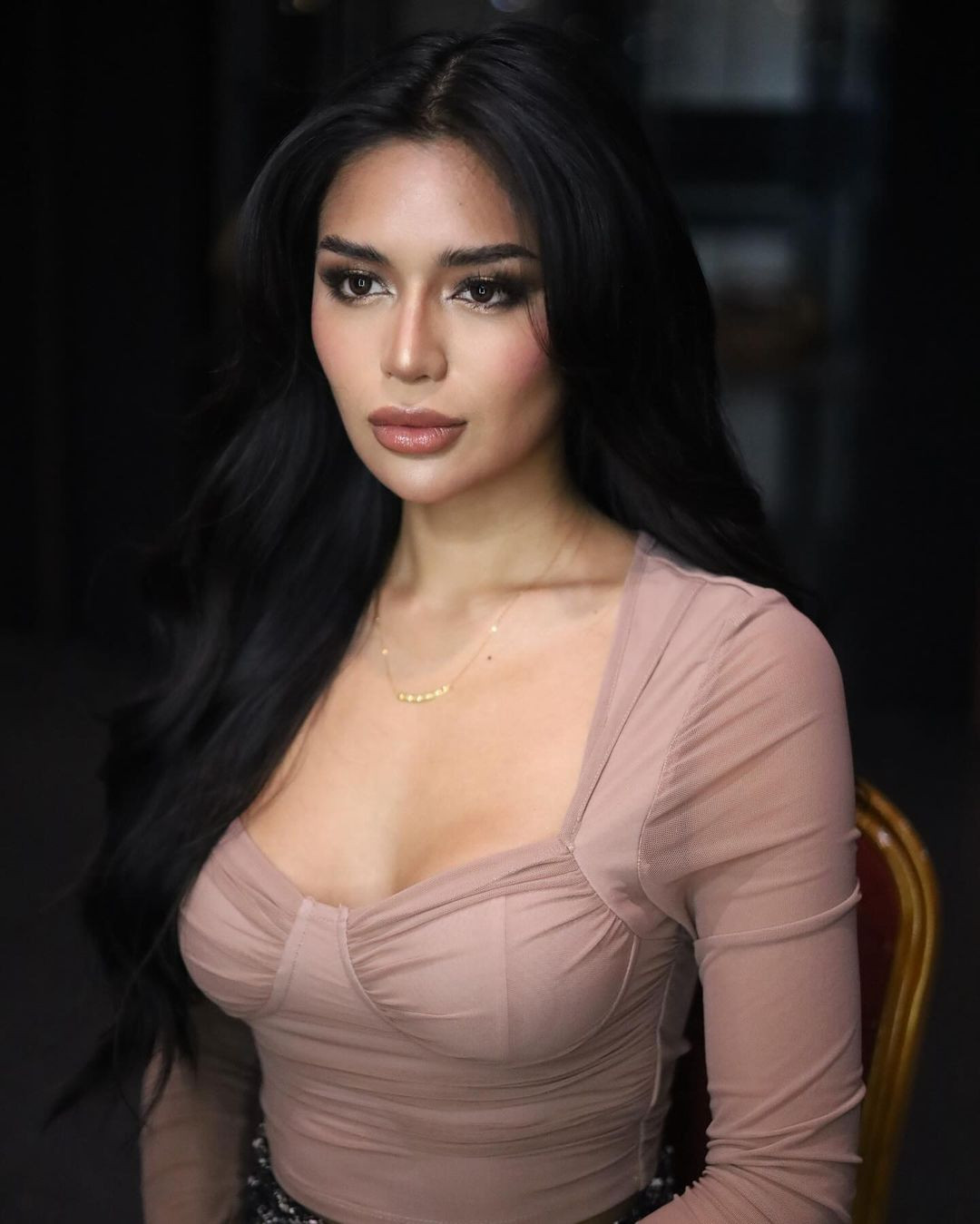 Cô tham dự cuộc thi Hoa hậu Hoàn vũ Philippines 2023 và là một trong những ứng viên nhận được sự yêu mến của công chúng. Chung cuộc, Krishnah được trao danh hiệu Miss Charm Philippines 2023 và đại diện quốc gia tham dự Miss Charm 2024 dự kiến tổ chức ở Việt Nam.