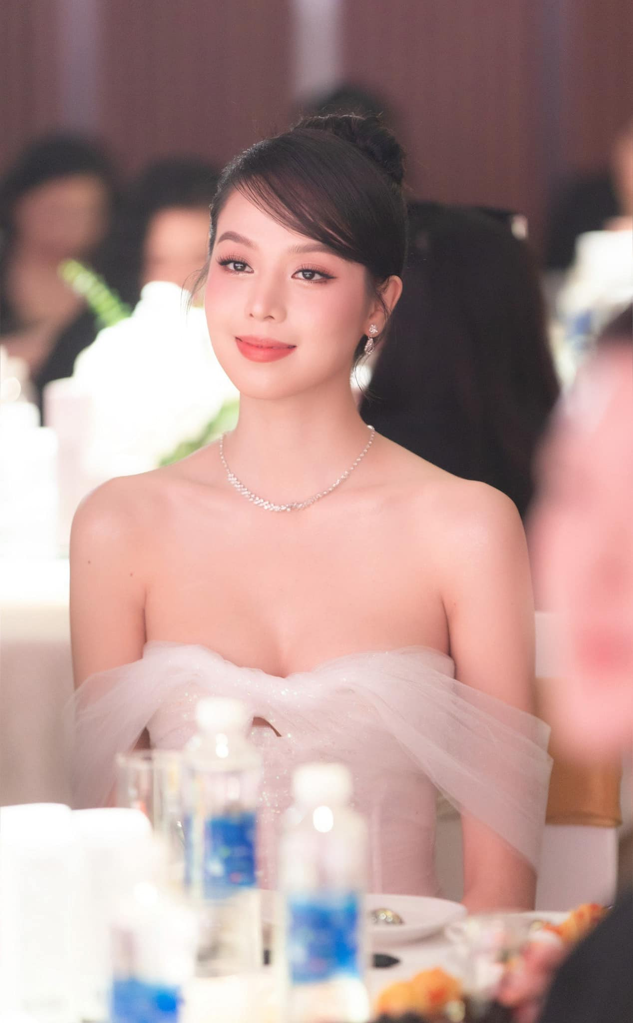 Hoa hậu Thanh Thủy đại diện Việt Nam thi Hoa hậu Quốc tế 2024.