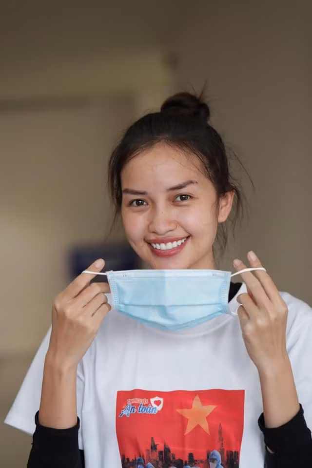 Ngọc Châu cũng tham gia làm tình nguyện viên trong đợt dịch bùng phát ở TPHCM.