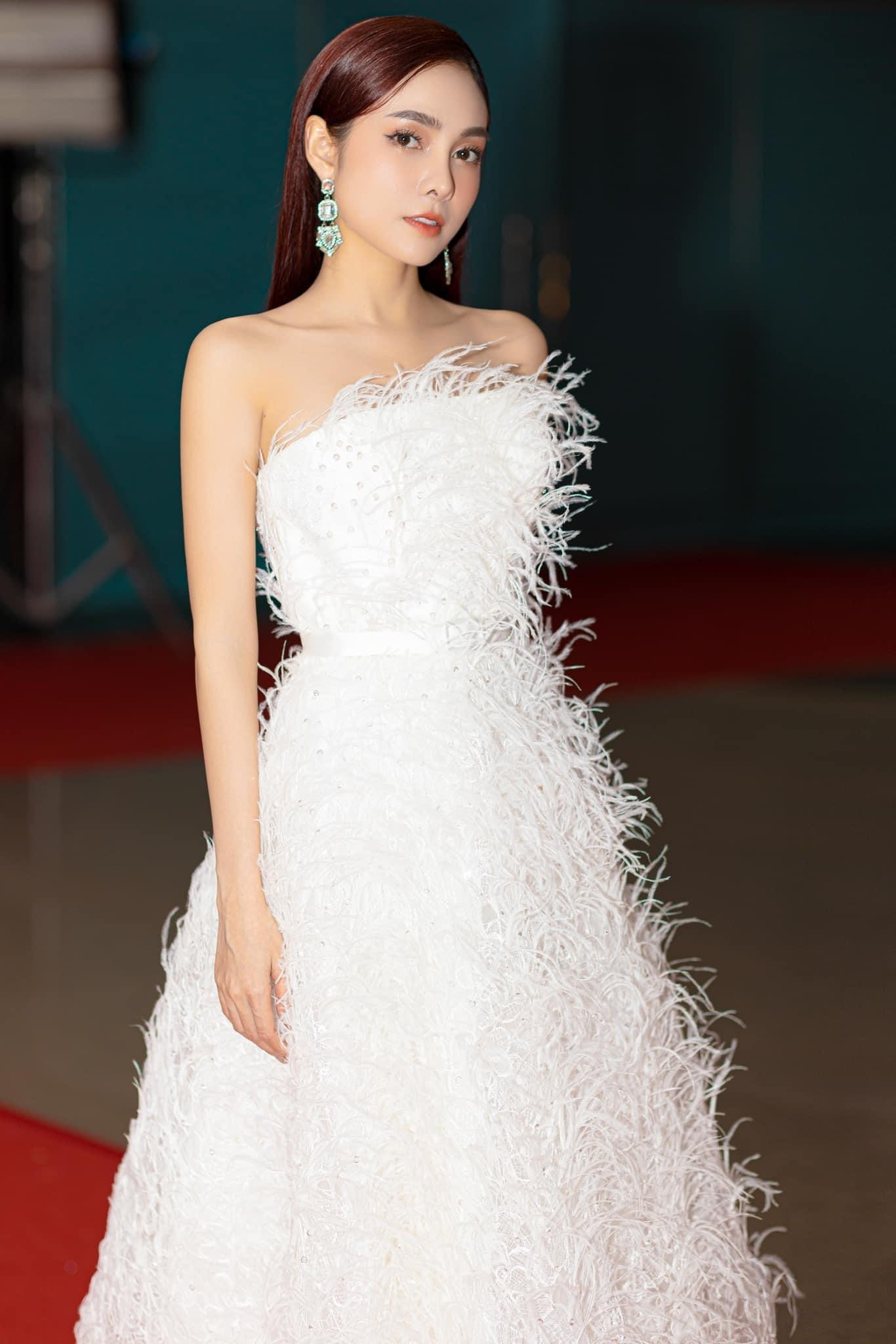 Lưu Hiền Trinh Lưu Hiền Trinh