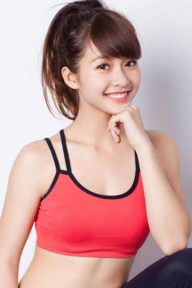 Nhan sắc những ngày đầu của 'hot girl boxing' Khả Ngân. Nhan sắc những ngày đầu của 'hot girl boxing' Khả Ngân.