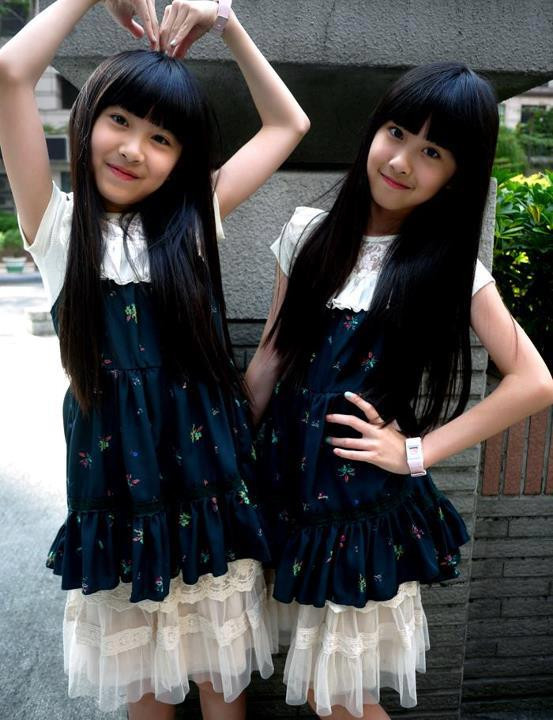 Hình ảnh hai thiên thần khi còn nhỏ.