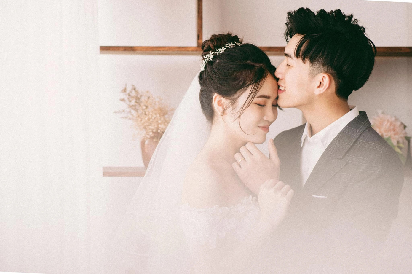 Cặp đôi kết hôn ở tuổi 21, trong sự lo lắng và hoài nghi của mọi người (Ảnh: NVCC).