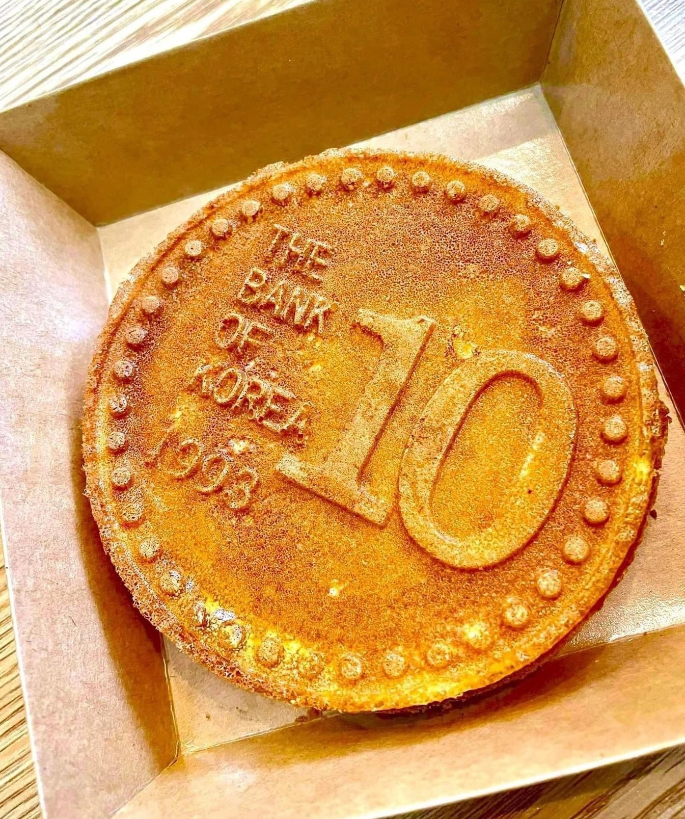 Bánh đồng xu phô mai đang gây sốt tại Hà Nội (Ảnh: NVCC). Bánh đồng xu phô mai đang gây sốt tại Hà Nội (Ảnh: NVCC).