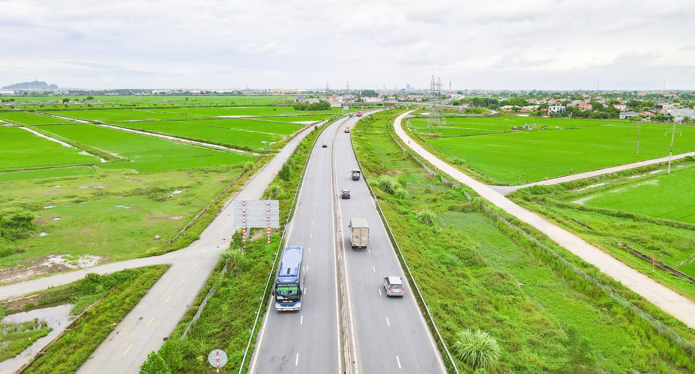 Nếu được thông qua thì dự án mở rộng cao tốc Bắc - Nam phía Đông sẽ được khởi công trong quý IV năm nay. Ảnh: Tạ Hải.