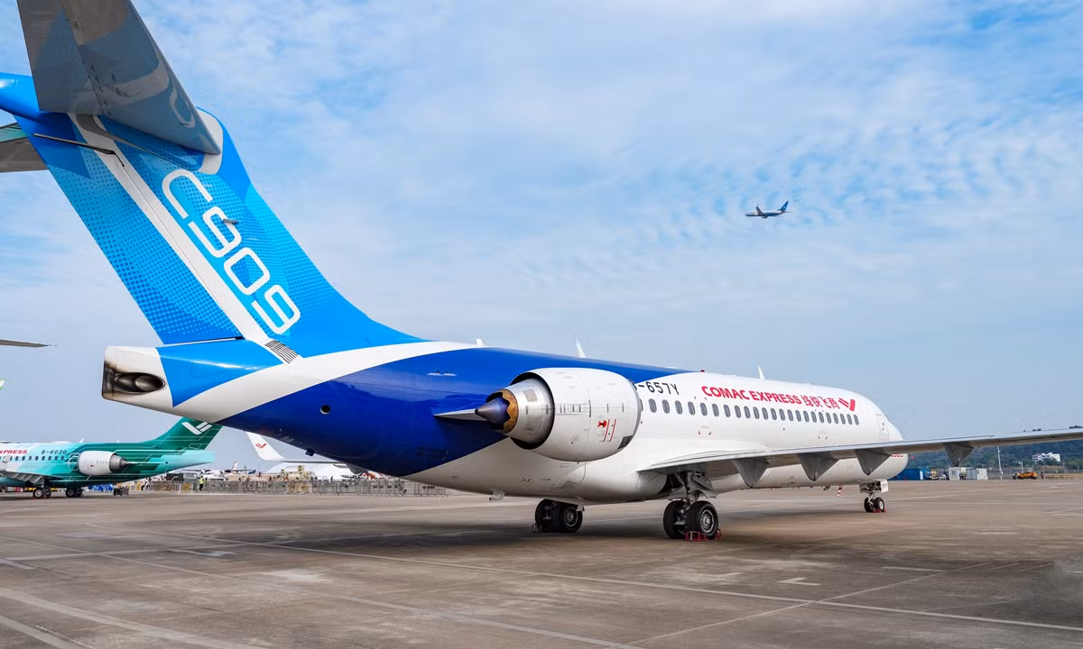 Việc đề xuất công nhận tiêu chuẩn thiết kế, chế tạo của Trung Quốc là cơ sở cho việc tạo thuận lợi cho hoạt động hàng không dân dụng trong bối cảnh thiếu hụt máy bay. Ảnh: COMAC. Việc đề xuất công nhận tiêu chuẩn thiết kế, chế tạo của Trung Quốc là cơ sở cho việc tạo thuận lợi cho hoạt động hàng không dân dụng trong bối cảnh thiếu hụt máy bay. Ảnh: COMAC.