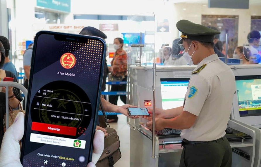 Người nợ thuế quá hạn từ 50 triệu đồng sẽ bị tạm hoãn xuất cảnh. Ảnh minh họa: ITN. Người nợ thuế quá hạn từ 50 triệu đồng sẽ bị tạm hoãn xuất cảnh. Ảnh minh họa: ITN.