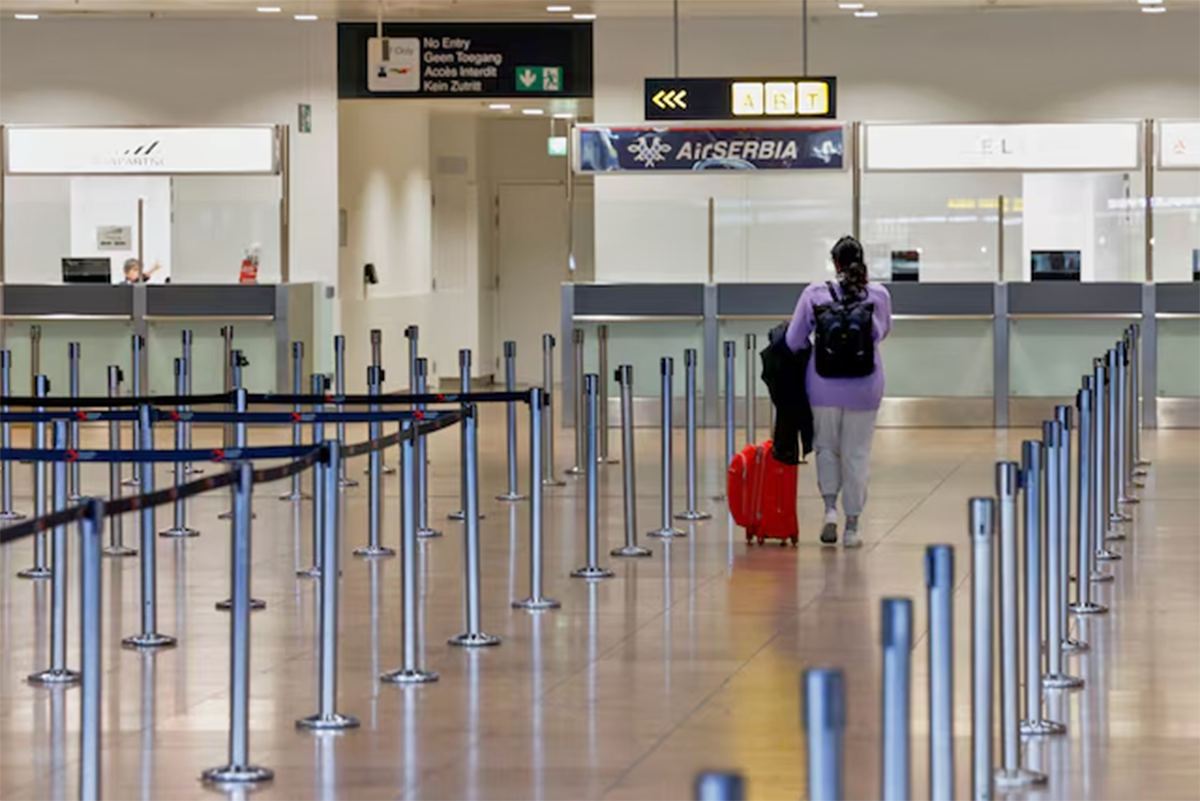 Hơn 300 chuyến bay bị hủy, hơn 100.000 hành khách bị mắc kẹt tại sân bay hoặc phải đổi lịch trình do đình công tại hai sân bay lớn nhất của Bỉ. Ảnh minh họa: Reuters.