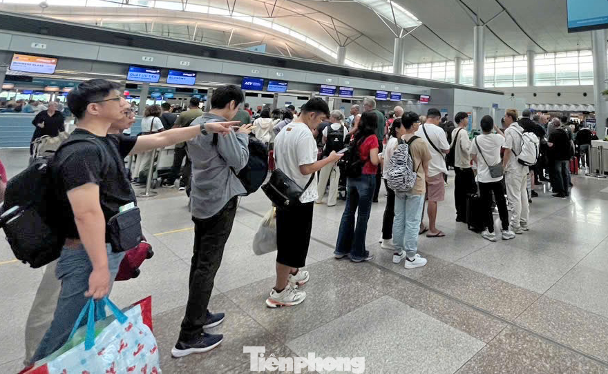 Các hãng hàng không Việt Nam dự kiến thực hiện 7.536 chuyến bay với trung bình 685 chuyến/ngày trên các đường bay nội địa trong dịp cao điểm nghỉ lễ 30/4-1/5. Ảnh: Lộc Liên. Các hãng hàng không Việt Nam dự kiến thực hiện 7.536 chuyến bay với trung bình 685 chuyến/ngày trên các đường bay nội địa trong dịp cao điểm nghỉ lễ 30/4-1/5. Ảnh: Lộc Liên.