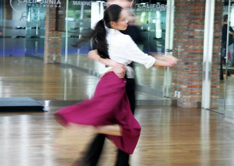 " Tôi nghĩ là mình trông duyên dáng hơn một tẹo sau 5 tiếng đồng hồ quay mòng mòng với Hristo".