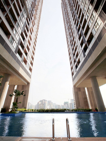 Không gian mở tại Dolphin Plaza. Không gian mở tại Dolphin Plaza