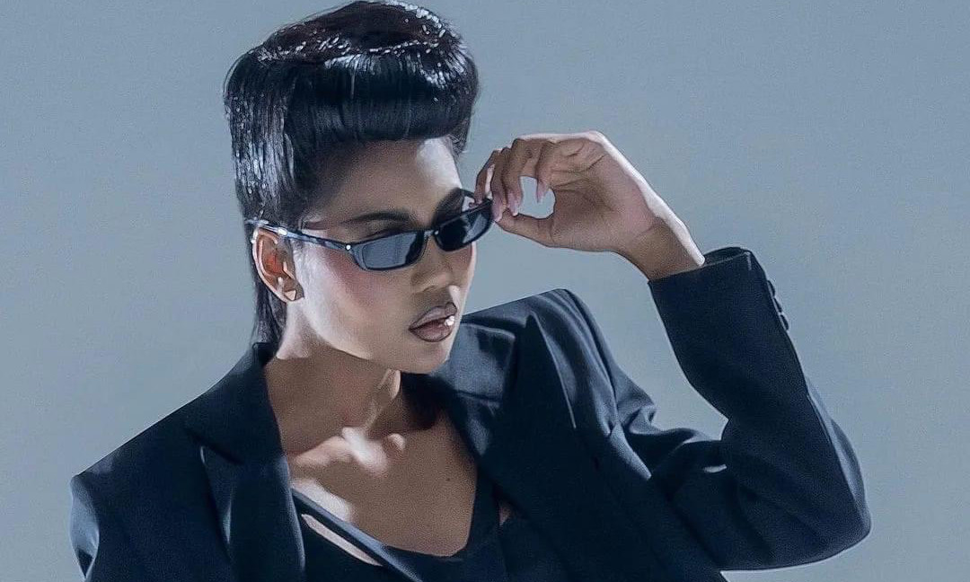 Á hậu 2 Hoa hậu Hoàn vũ Thái Lan 2022 Kanyalak Nookaew bị chỉ trích vì ảnh phản cảm.