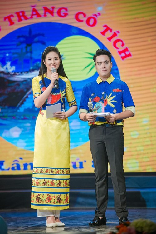 Những hoa hậu, á hậu đắt show làm MC ảnh 7