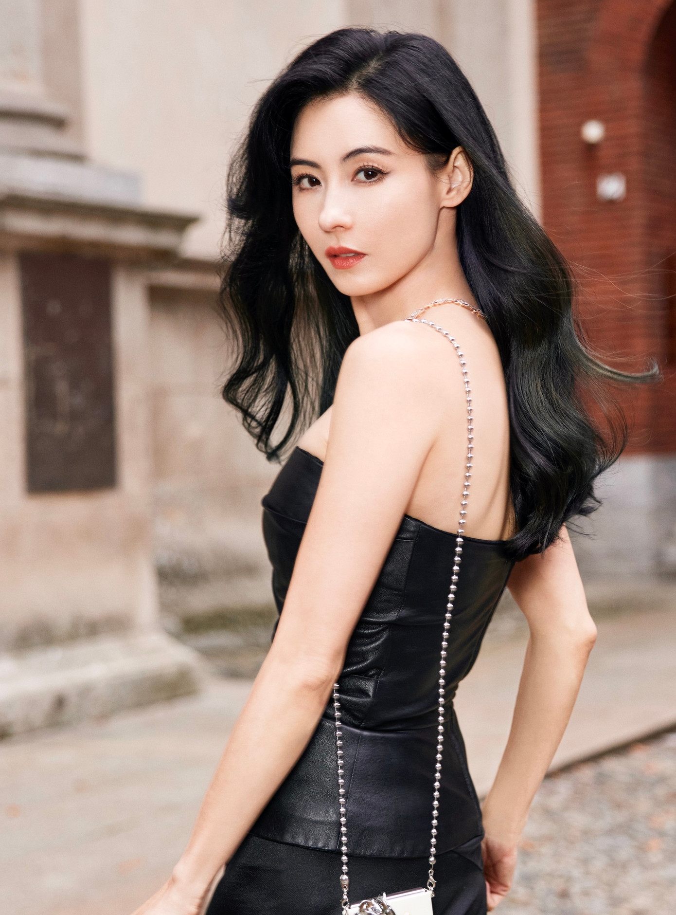 Nữ diễn viên quyến rũ ở tuổi 43.