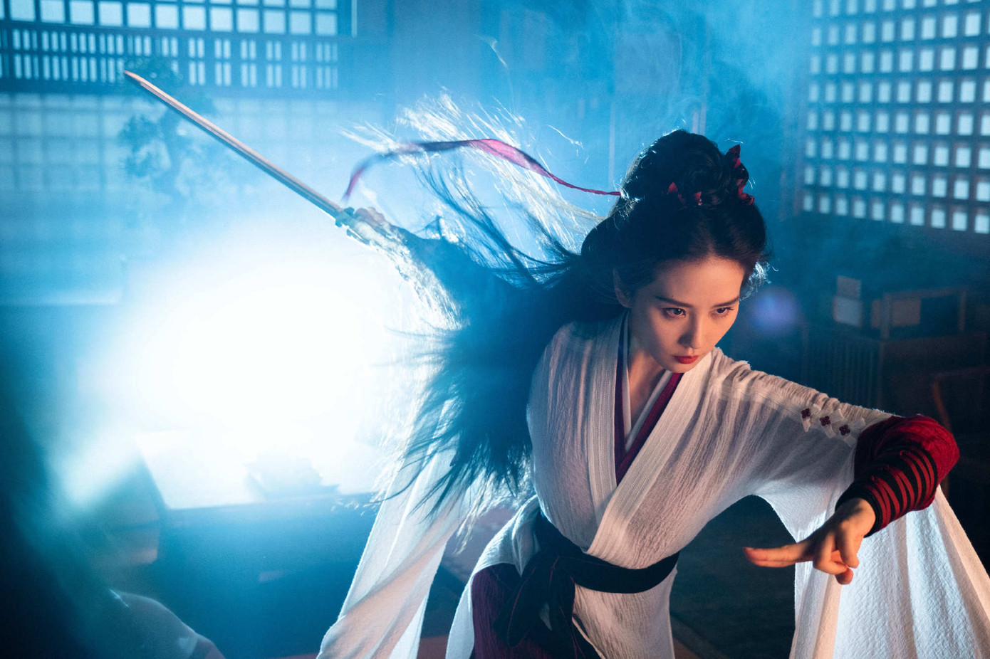 Lưu Thi Thi được đánh giá là nữ diễn viên có động tác võ thuật đẹp mắt bậc nhất hiện nay tại Trung Quốc.
