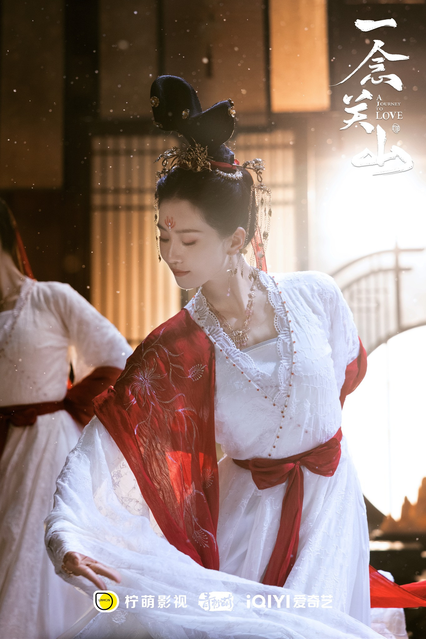 Lưu Thi Thi được khen ngợi trẻ hơn tuổi 36, diễn ăn ý với đàn em Lưu Vũ Ninh.