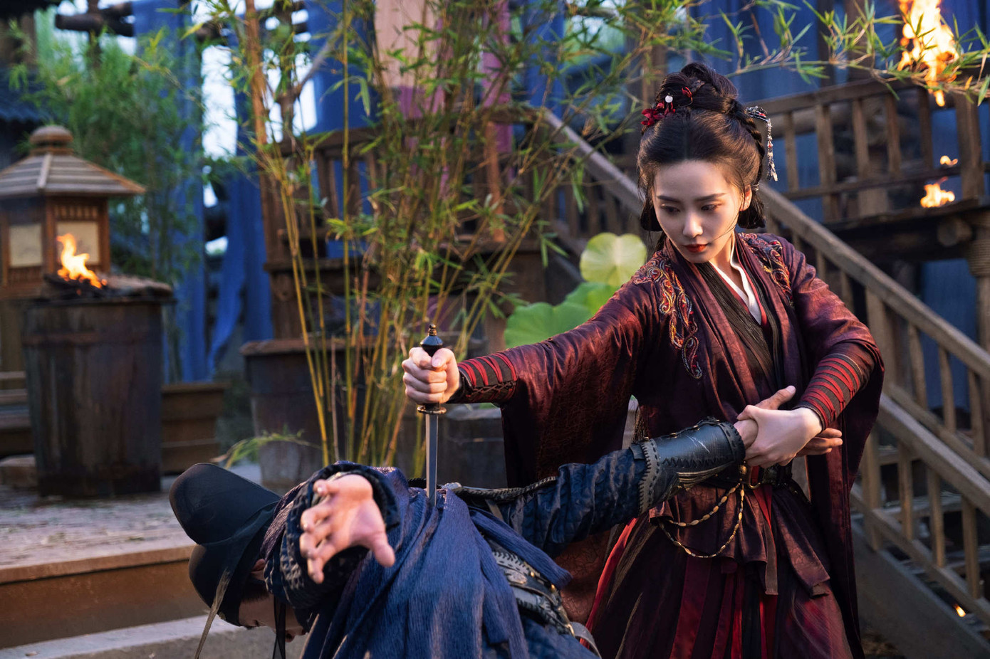 Lưu Thi Thi được đánh giá là nữ diễn viên có động tác võ thuật đẹp mắt bậc nhất hiện nay tại Trung Quốc.