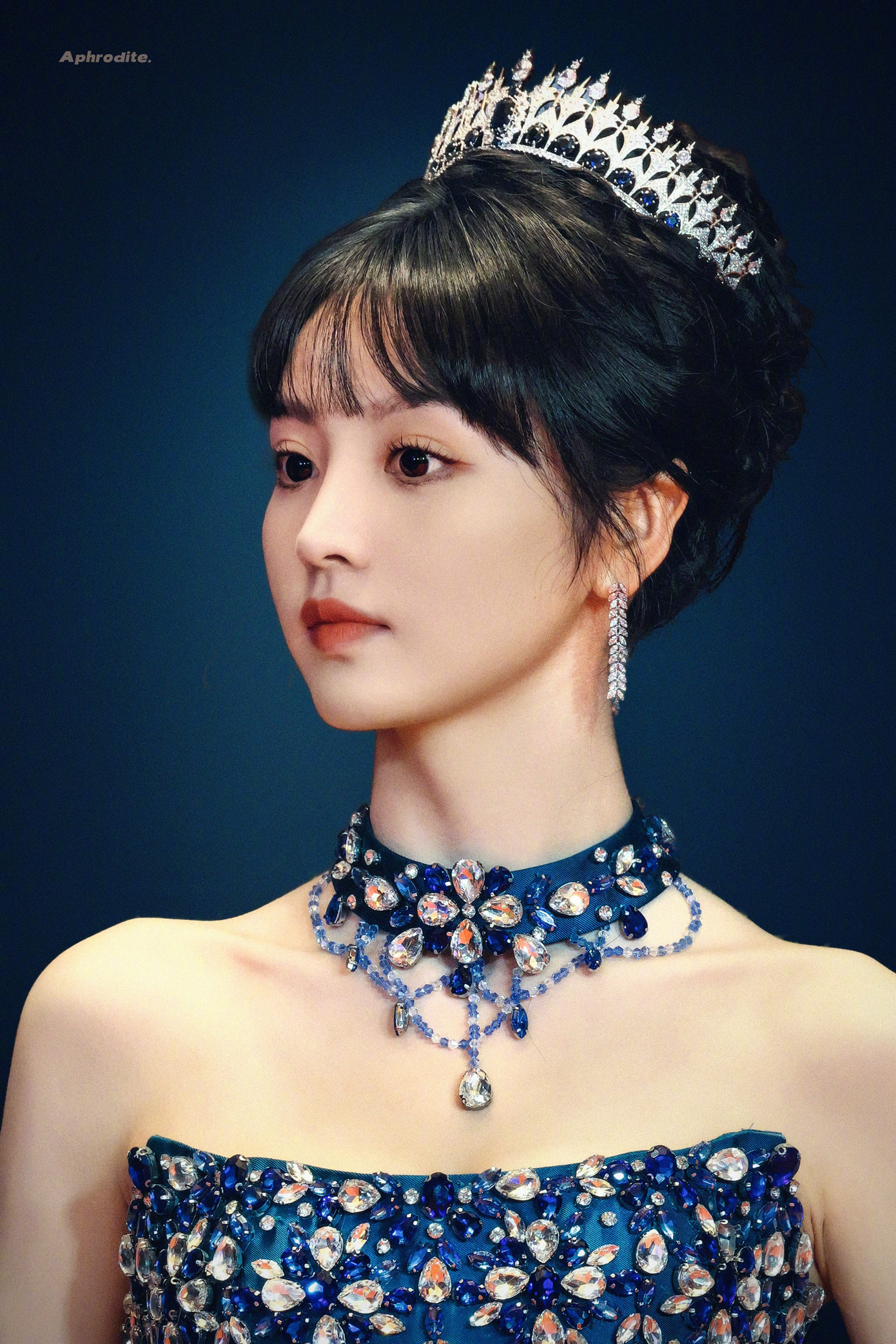 QQ đưa tin sự kiện Scream Night (Đêm hội gào thét) do mạng video iQiYi tổ chức có sự tham gia của nhiều diễn viên đang là ngôi sao lưu lượng hot tại Trung Quốc như Dương Mịch, Bạch Lộc, Ngu Thư Hân, Lưu Thi Thi, Vương Hạc Đệ, Trương Lăng Hách, Điền Hi Vi... Trong đó, Điền Hi Vi trở thành tiểu hoa đán sinh sau năm 1995 có tạo hình ghi được dấu ấn mạnh nhất. Từ khóa &quot;Điền Hi Vi nhìn vào là biết công chúa&quot; trở thành một trong những chủ đề hot, đạt tới hơn 140 triệu lượt đọc.