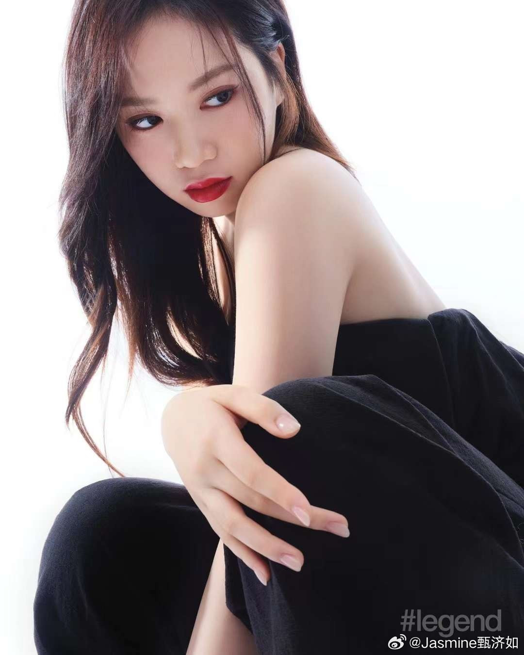 Chân Tể Như có chiều cao đáng mơ ước từ mẹ là Hoa hậu Hoa kiều Uông Thi Thi.