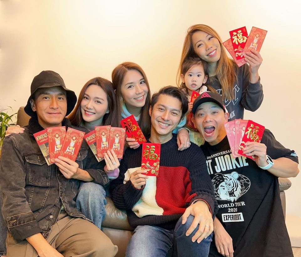 Mã Quốc Minh và Thang Lạc Văn tất bật chuẩn bị hôn lễ.