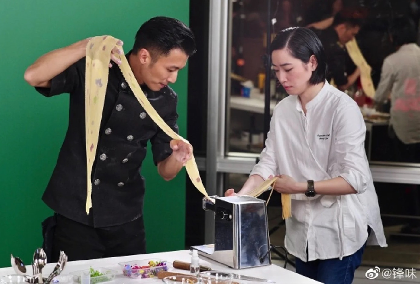 Tạ Đình Phong không chỉ học nấu ăn, mở cửa hàng mà còn có tham vọng quảng bá ẩm thực Trung Quốc với thế giới.