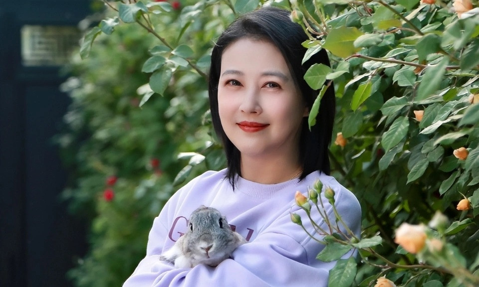 Nhiều người lợi dụng sự ra đi của Châu Hải My để gây chú ý. Nhiều người lợi dụng sự ra đi của Châu Hải My để gây chú ý.