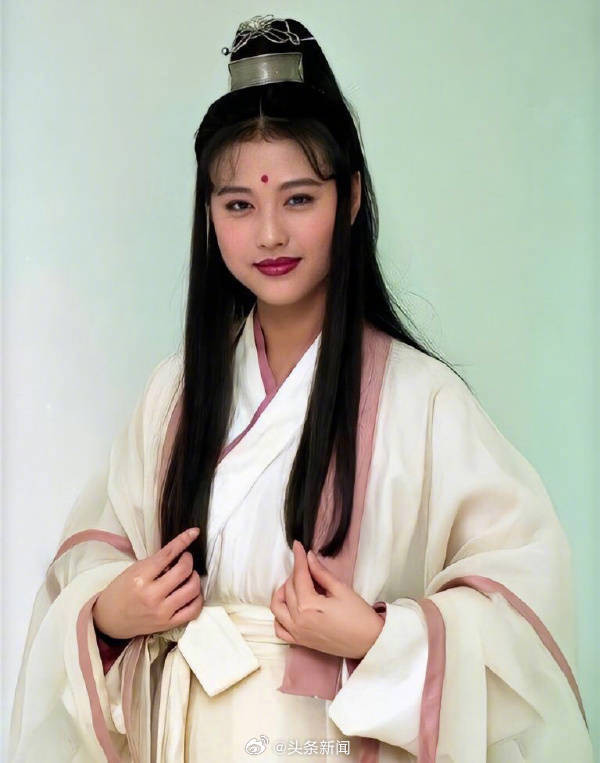 Châu Hải My được mệnh danh là "Chu Chỉ Nhược đẹp nhất màn ảnh", "Chu Chỉ Nhược hoàn hảo nhất" sau khi tham gia bản Ỷ Thiên Đồ Long ký 1994. Tạo hình thanh cao, quyến rũ với chấm chu sa trên trán của nữ diễn viên trở thành biểu tượng sống mãi trên màn ảnh, được các nhà sản xuất của những phiên bản sau áp dụng cho vai diễn Chu Chỉ Nhược. Tuy nhiên, không ai có thể đánh bại diễn xuất của Châu Hải My.