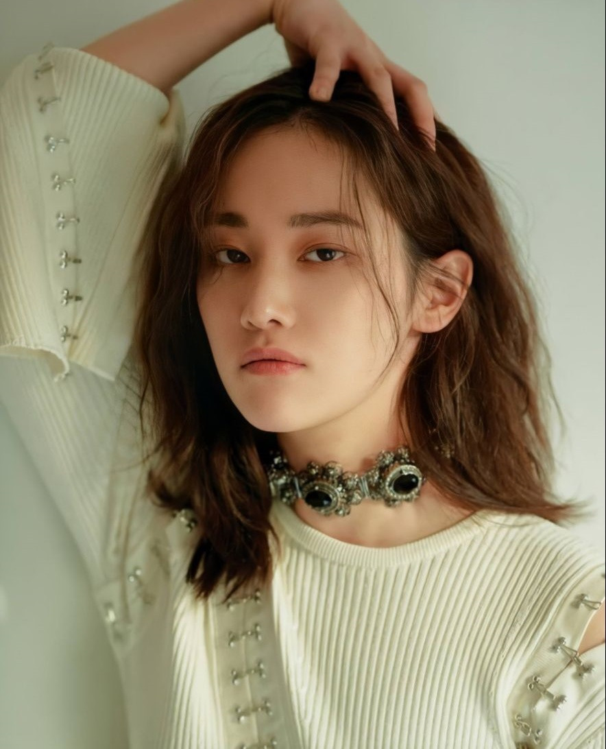 "Jeon Jong Seo đã đạt thành công không thể tưởng với vai trò tân binh. Cô ấy có sức cuốn hút độc đáo mỗi lần xuất hiện trên màn ảnh, vừa tự do vui tươi vừa nhức nhối dằn vặt, luôn khát khao điều gì đó mà cô ấy không bao giờ có thể đạt được", nhà phê bình phim Pierce Conran của trang Screen Anarchy viết khi chứng kiến màn thể hiện của Jeon Jong Seo trong Burning. "Jeon Jong Seo đã đạt thành công không thể tưởng với vai trò tân binh. Cô ấy có sức cuốn hút độc đáo mỗi lần xuất hiện trên màn ảnh, vừa tự do vui tươi vừa nhức nhối dằn vặt, luôn khát khao điều gì đó mà cô ấy không bao giờ có thể đạt được", nhà phê bình phim Pierce Conran của trang Screen Anarchy viết khi chứng kiến màn thể hiện của Jeon Jong Seo trong Burning.