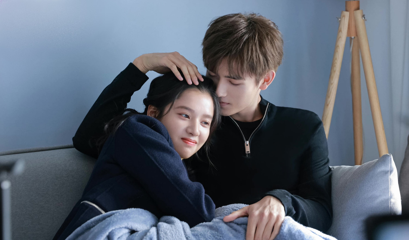 Chu Vận vì yêu mà đứng về phía Lý Tuân khi nhân vật này gây tổn thương cho người khác. Chu Vận vì yêu mà đứng về phía Lý Tuân khi nhân vật này gây tổn thương cho người khác.