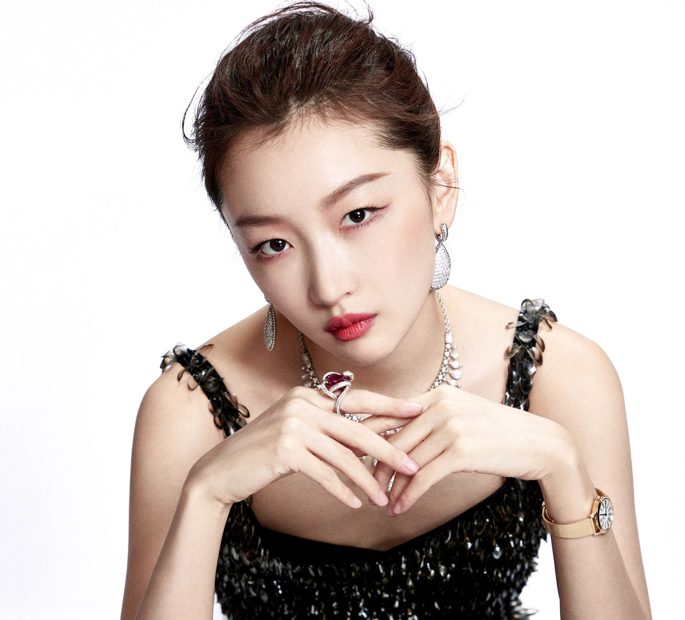 Châu Đông Vũ bị tẩy chay vì không tôn trọng tiền bối, khán giả, hay chính việc trao giải. Châu Đông Vũ bị tẩy chay vì không tôn trọng tiền bối, khán giả, hay chính việc trao giải.