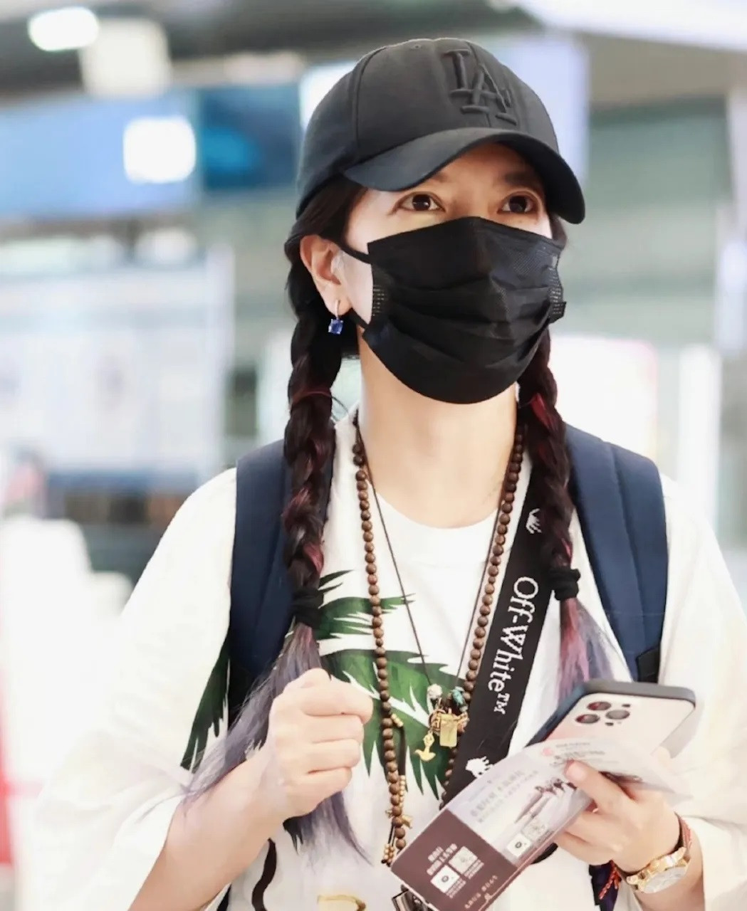 Nguyên nhân Triệu Vy bị cấm sóng đến nay vẫn còn là điều bí ẩn.