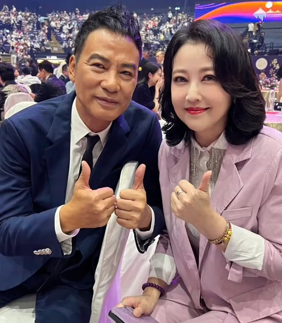 Những ngày cuối đời, Châu Hải My đã lộ sức khỏe kém, khuôn mặt sưng phù, đi cần người dìu.