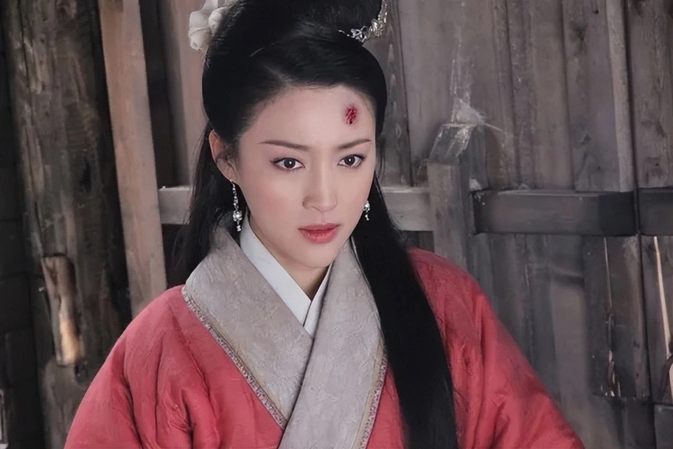 Can Đình Đình từng là mỹ nhân nổi bật của giới giải trí Hoa ngữ.