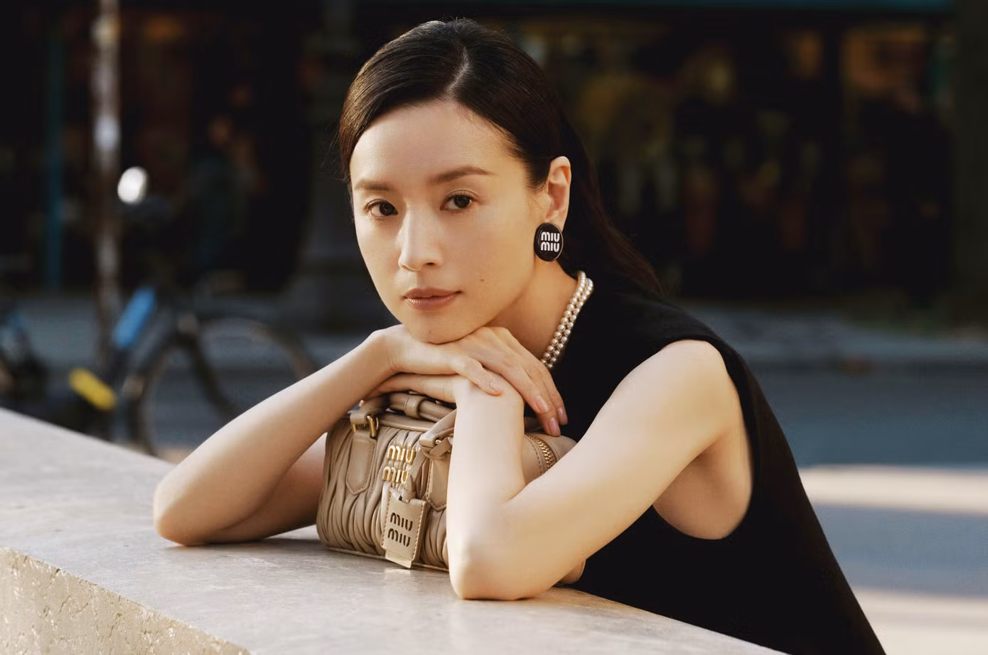 Ngọc nữ một thời Đổng Khiết kiếm bộn tiền khi livetream bán hàng.
