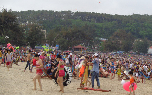 Người Việt, du lịch, biển, nghỉ lễ Người Việt, du lịch, biển, nghỉ lễ